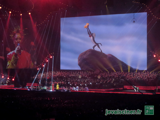 Debbie Davis Le Roi Lion Paris La Défense Arena